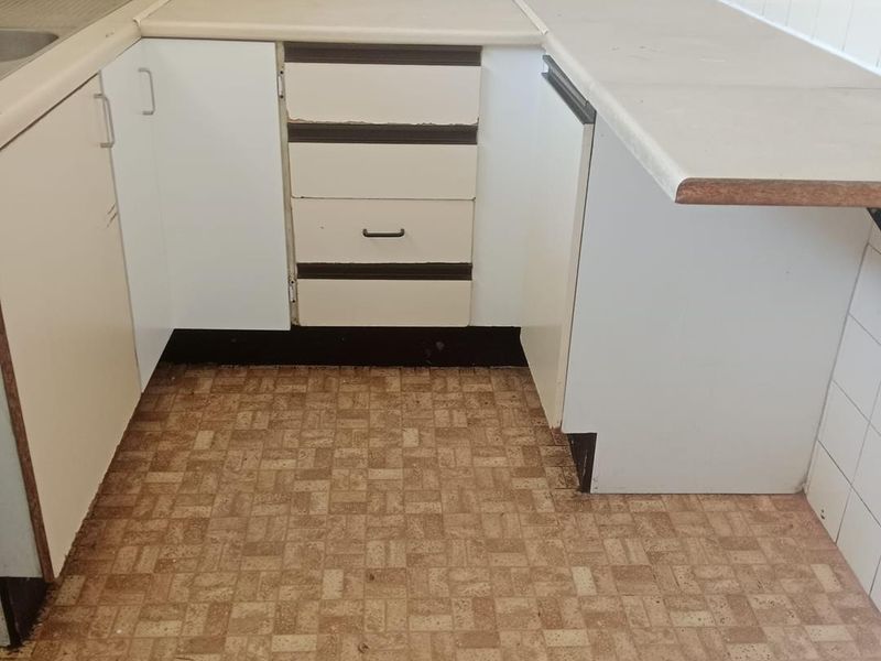 A BACHELOR FLAT TO RENT IN SUNNYSIDE - Photo 6