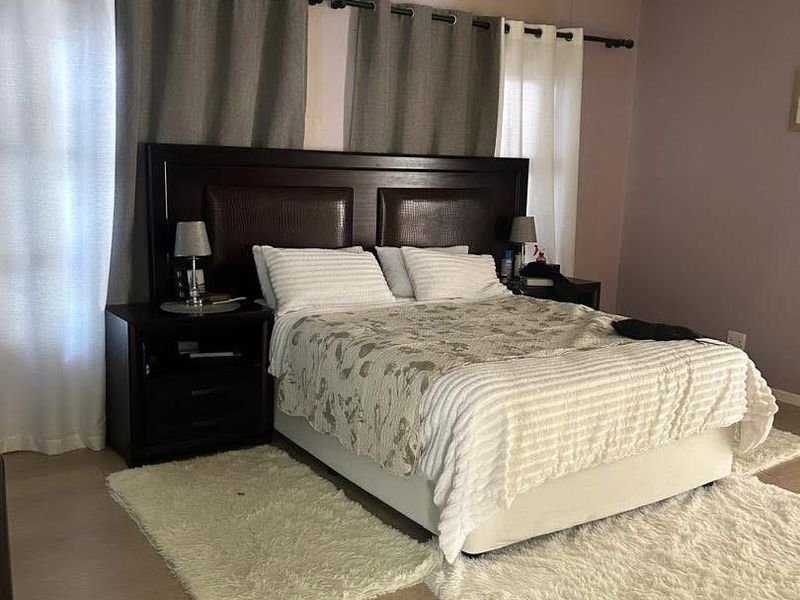 A beautiful 4 Bedroom House for sale in Otjiwarongo, Town. - Photo 10