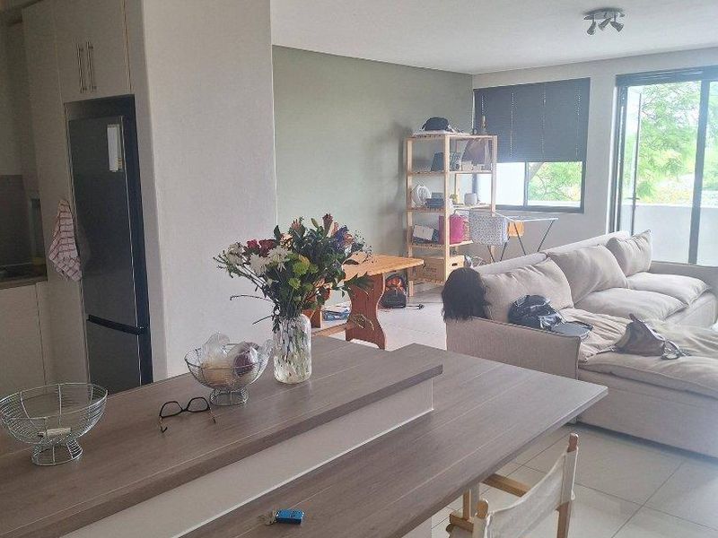 FOR SALE MOTH CENTER  N$1 100 000,00 cc reg - Photo 3