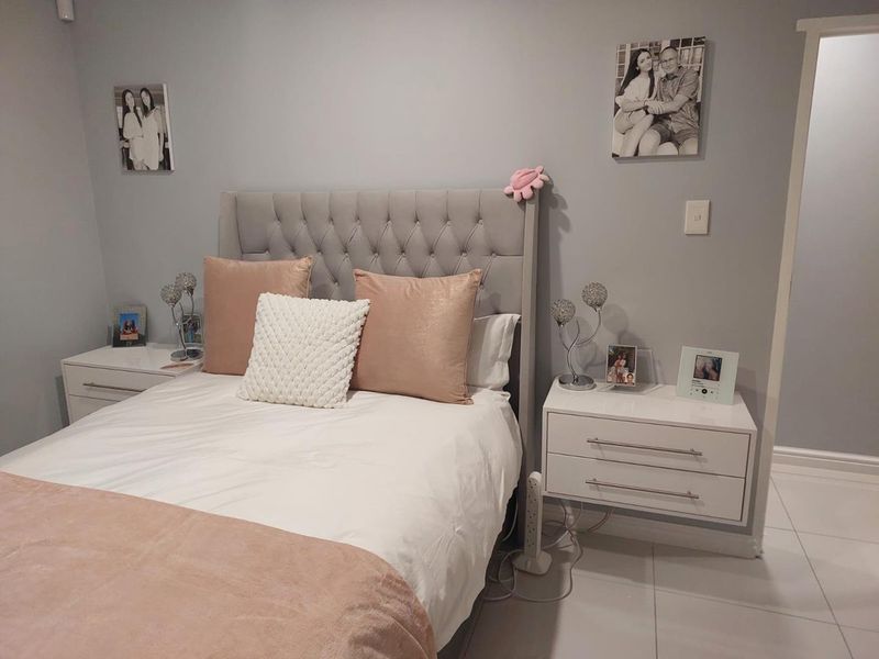 Elegant 3-Bedroom Home with Modern Finishes & Exceptional Features to Rent - Photo 7