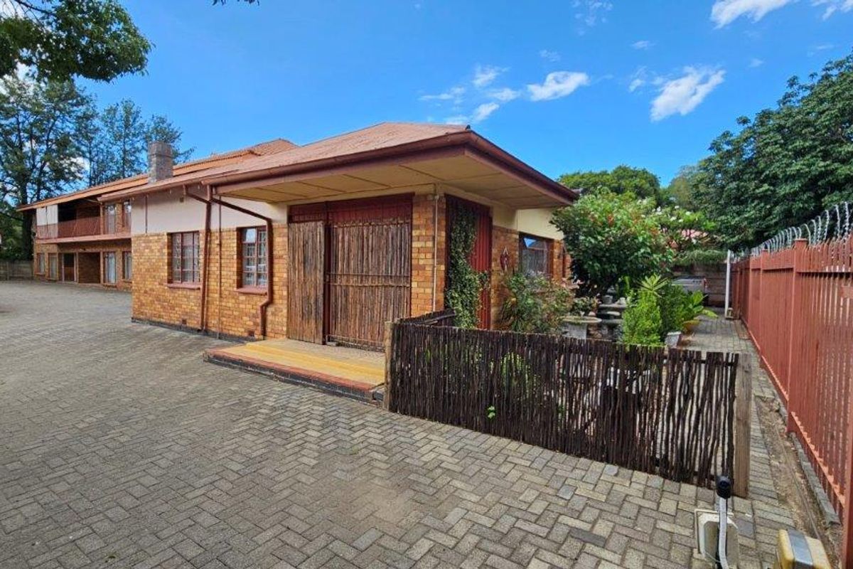 Excellent Investment Property in Brits Central 7 Apartment Complex - Photo 2