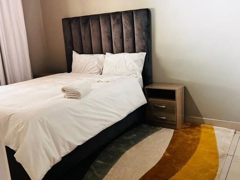 Fully furnished apartment at N$23 000 P/M - Photo 4