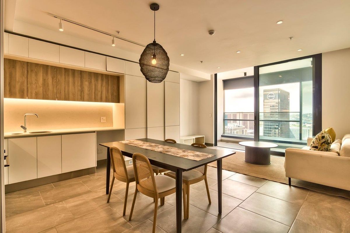 Luxury Living in the Heart of Cape Town –  Penthouse at The Rubik - Photo 5