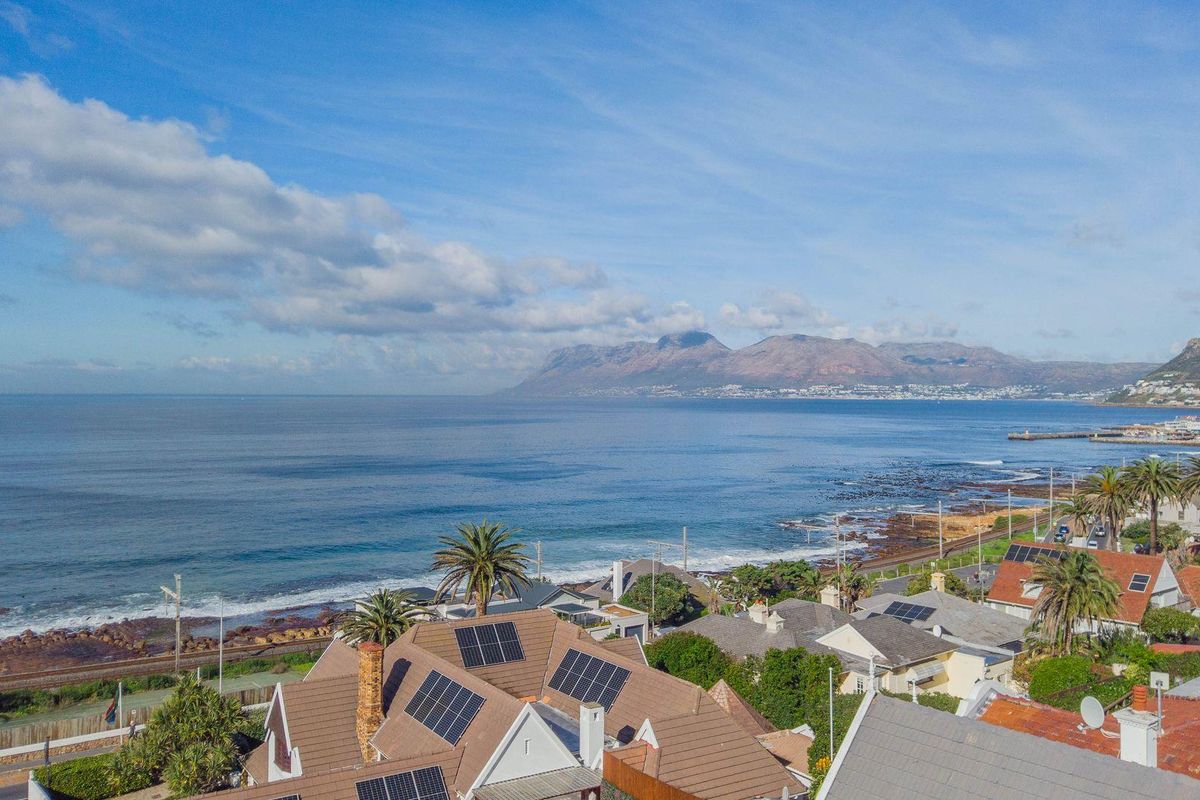 Upmarket family home in St James - Photo 4