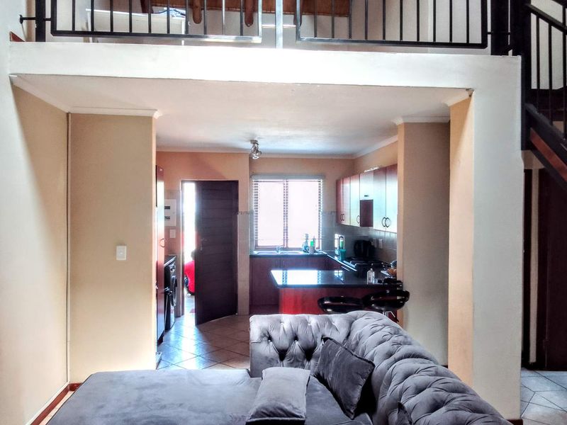 **Charming 2.5 Bedroom Home for Sale in Montana Tuine** - Photo 2