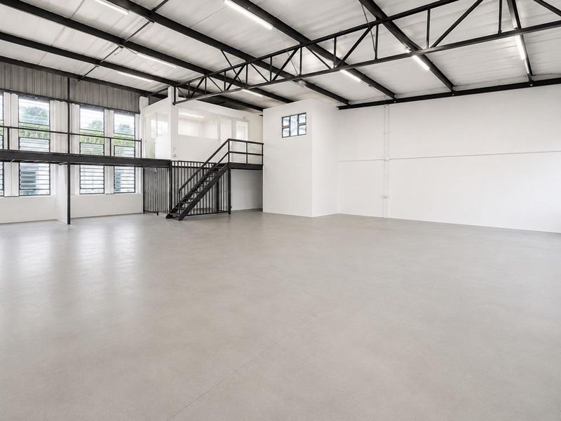 Hendra - 250m2 Secure Warehouse To Let | Briardene - Photo 2