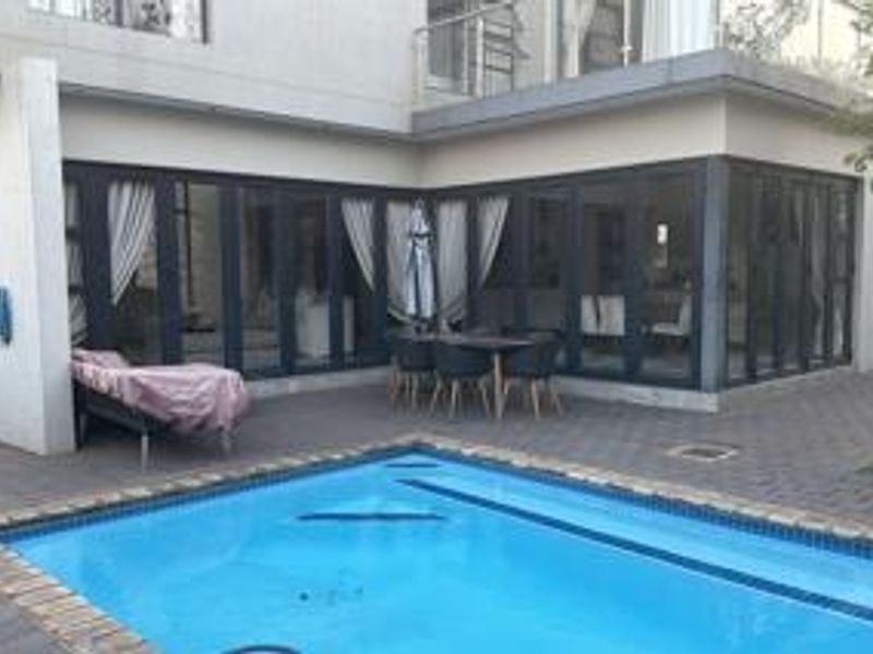 MIDSTREAM RIDGE ESTATE - 4 BEDROOM HOUSE - Photo 3