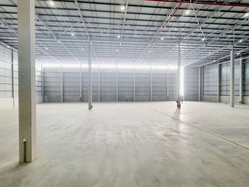 4,788m2 Warehouse To Let | Glen Anil Logistics Zone | Immediate Occupation - Photo 8