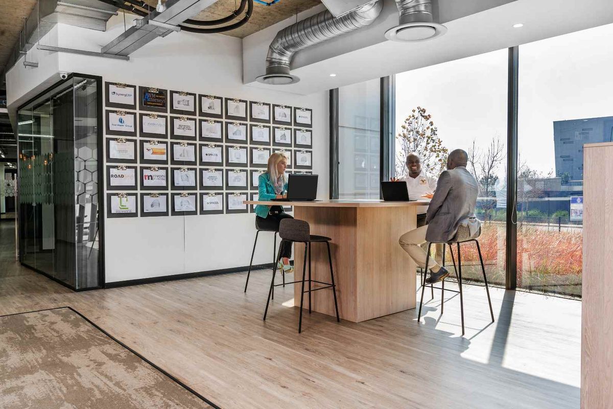 24/7 access to Serviced office space for 15 persons in SPACES Waterfall - Photo 5