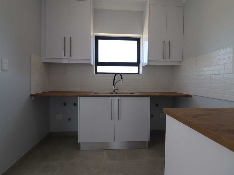 Plot & Plan 3-Bedroom Coastal Home with Current Ocean Views, Swakopmund Namibia - Photo 8