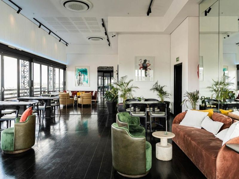 Stunning Bachelor pad at The Hallmark Hotel New Doornfontein - Photo 9