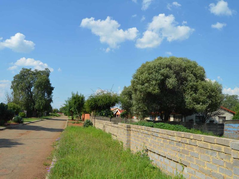 Vacant stand - Photo 7