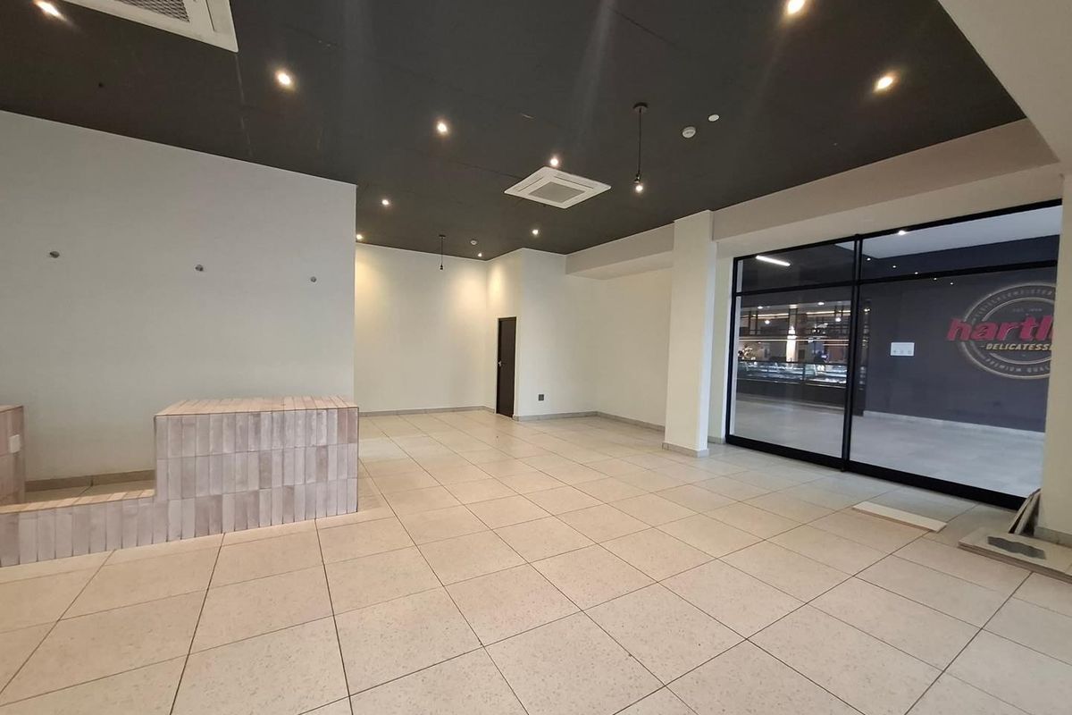 RESTAURANT / COFFEE SHOP TO LET - Photo 2