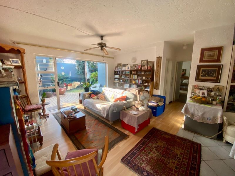 Charming Ground-Floor Unit in The Hutch: Your Serene Escape! - Photo 7