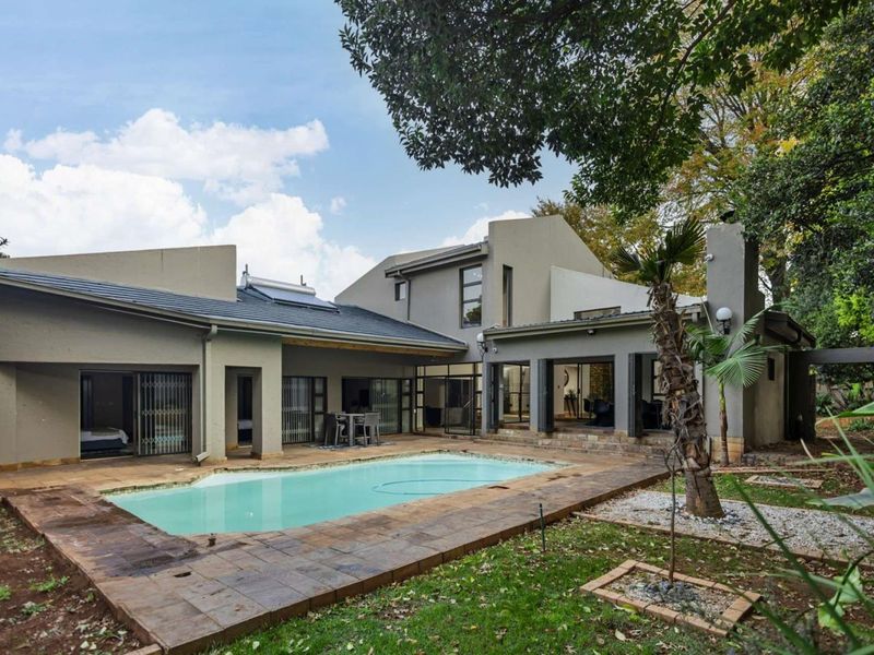 Gorgeous 4 Bedroom Home in Morning Hill Bedfordview - Photo 5