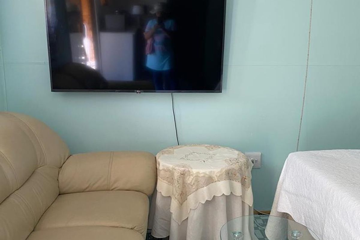 🌿 Fully Furnished Studio Garden Cottage to Rent in Kelvin, Sandton – Secure & Peaceful Living 🌿 - Photo 2