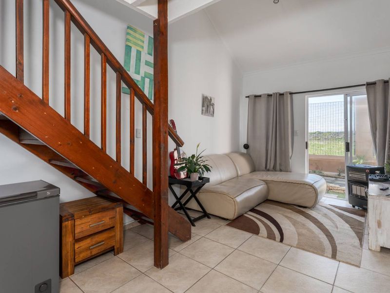 Secure Family Living in Sought-After Capricorn Beach Estate. - Photo 8