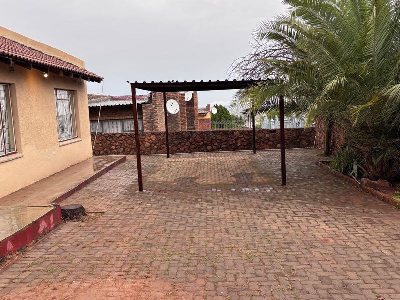 BEAUTIFUL RENTAL HOUSE - Photo 5