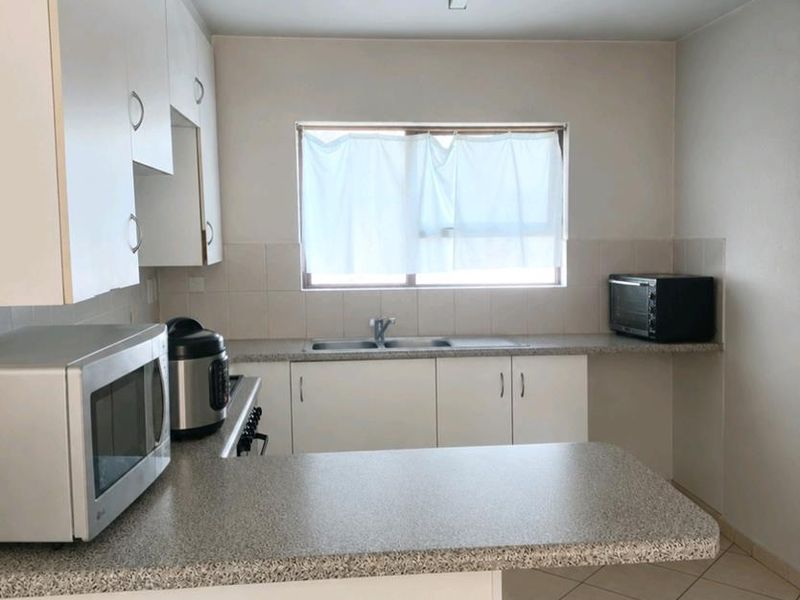 Well priced Unit - Photo 3