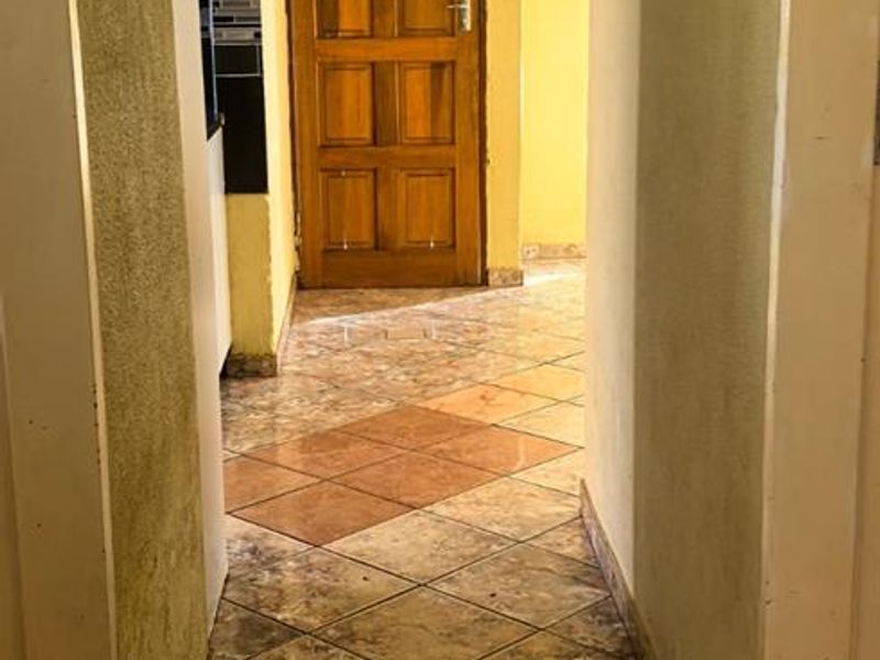 3 bedrooms house for rent in Soshanguve VV - Photo 3