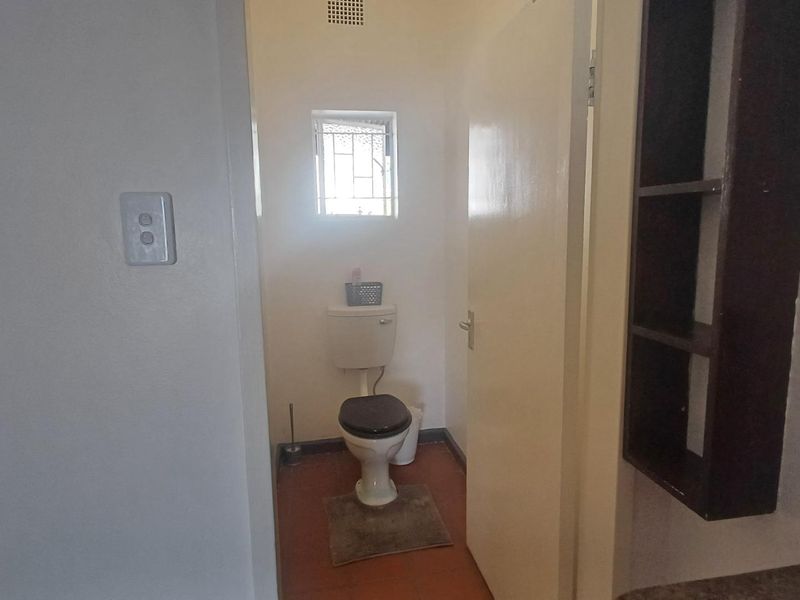 For Sale - Photo 5
