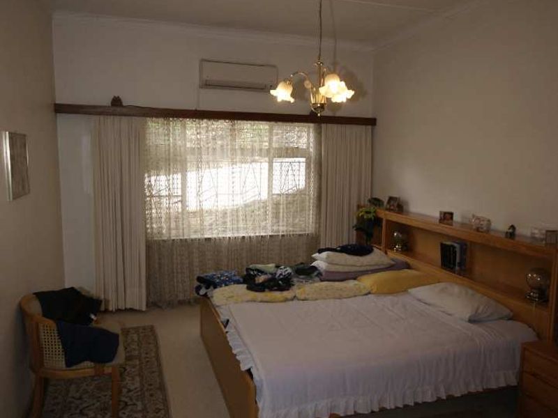 Spacious & Well Maintained Residence in Klein Windhoek - Photo 5