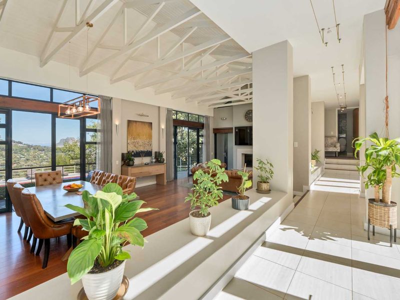 An Exceptional Luxury Retreat in Exclusive Kenrock Country Estate - Photo 4