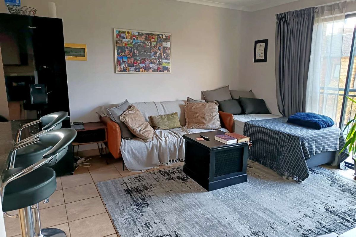 2 Bedroom Apartment for Sale in Olympus, Pretoria - Photo 5