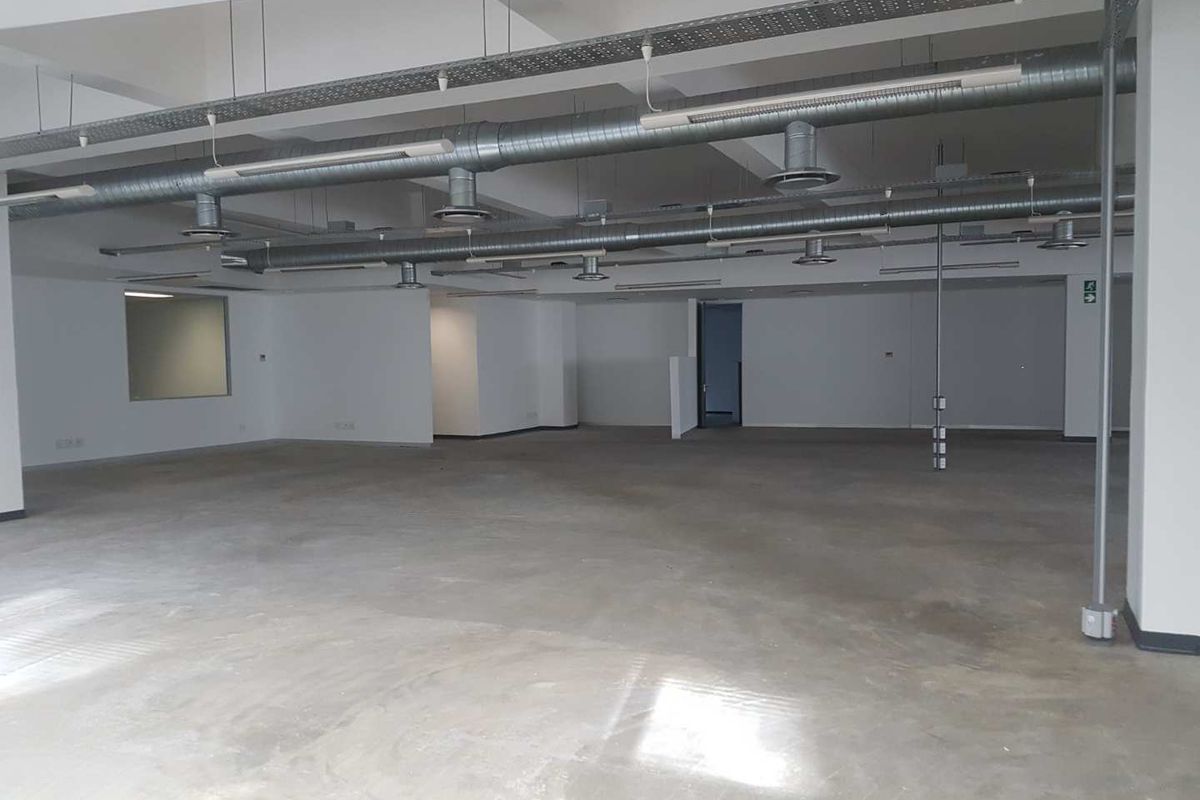 Spacious and Inviting Office Space available - Photo 2