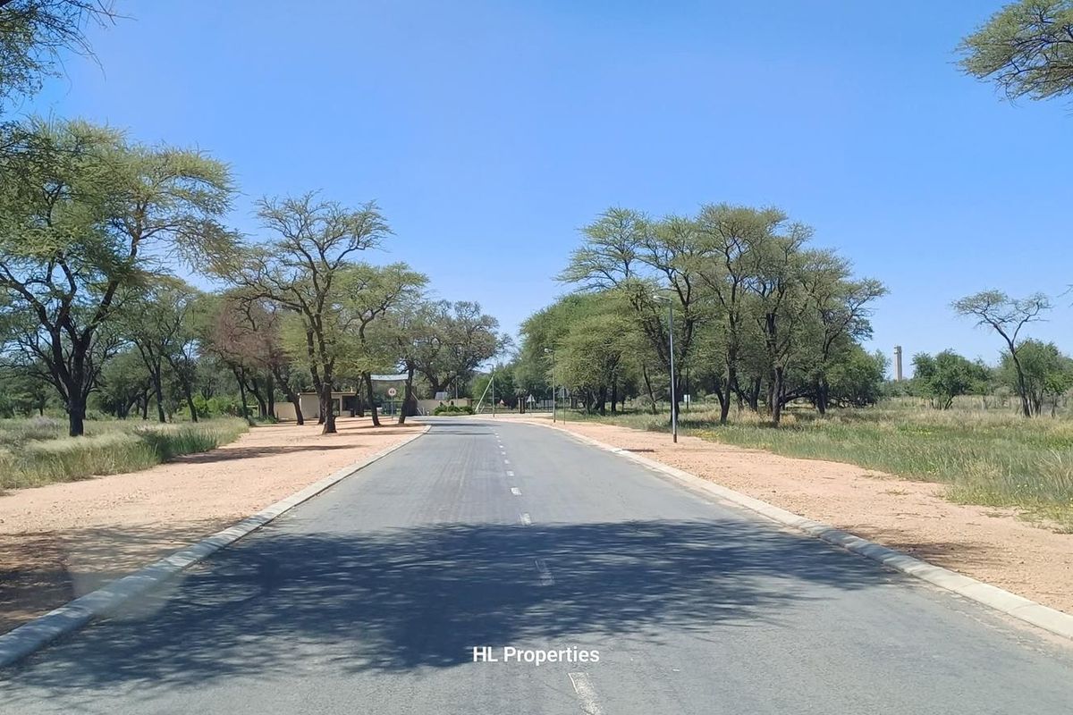 The erf is  well located and on a prime spot within the estate.  The Okahandja River as well as the picturesque Okahandja foothills make for the most beautiful - Photo 2