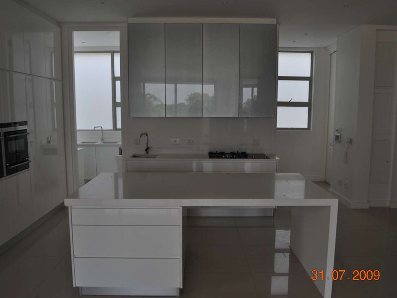 SOPHISTACED 2 BED APARTMENT IN THE ICONNIC 5 ON DESMOND FOR SALE - Photo 8