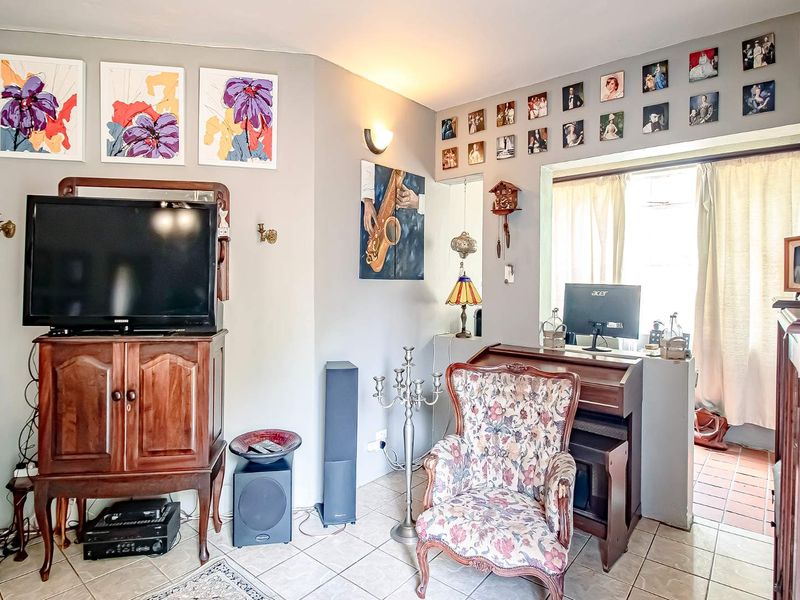 Attractive lock-up-and-go - Photo 5