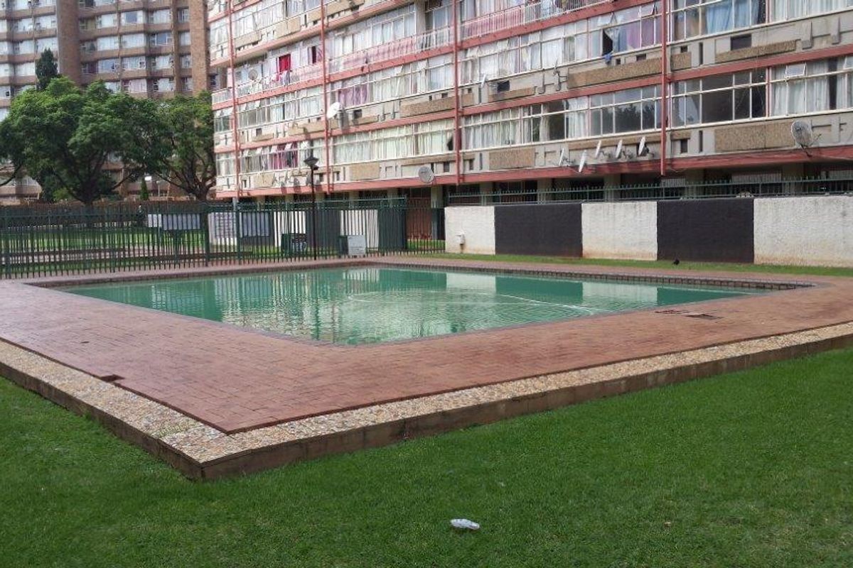 1 BEDROOM FLAT TO RENT IN SUNNYSIDE - Photo 3