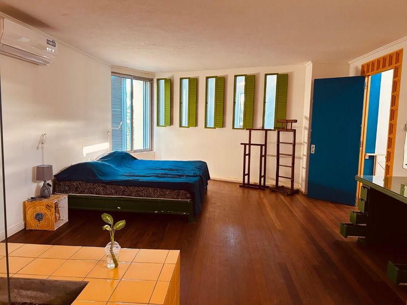 Unique Architect-Designed Contemporary Villa with Private Pool in Prime Pereybere Location - Photo 9