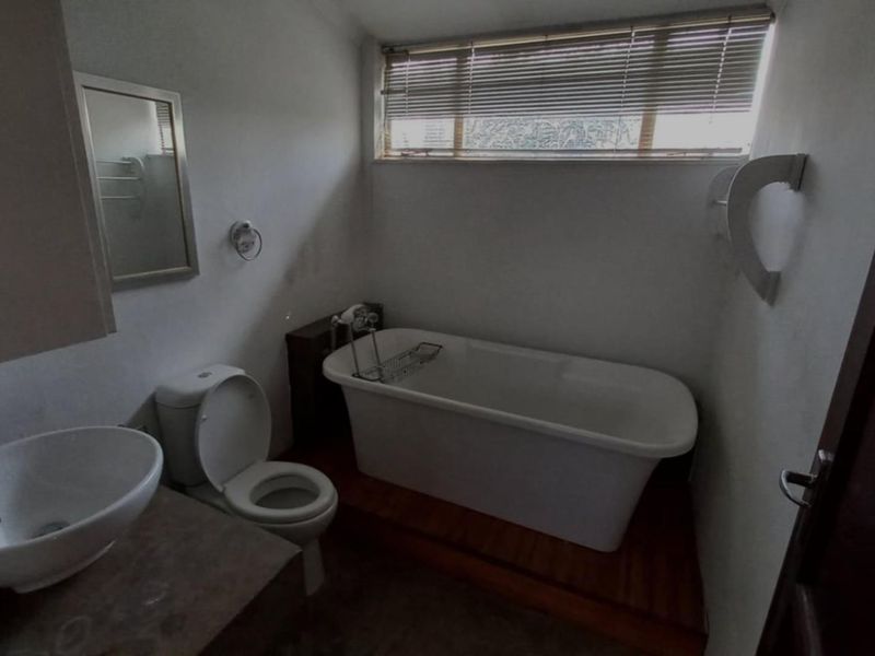 3 Bedroom House for Sale in Daspoort, Pretoria - Photo 3