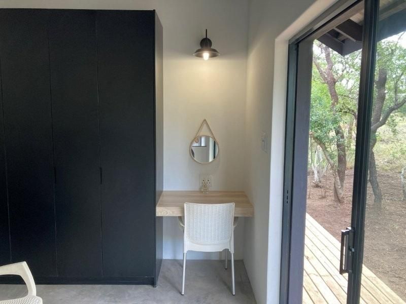 Furnished 1 bedroom, 1 bathroom cottage on Moditlo Wildlife Estate - Photo 7