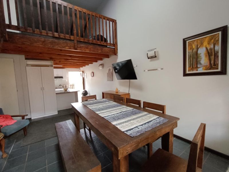 CLUBVIEW - 3 BEDROOMS - 2 FULL BATHROOMS - 2 LOCK-UP GARAGES - Photo 7