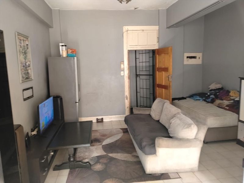 1.5 bedroom with good views - Photo 6