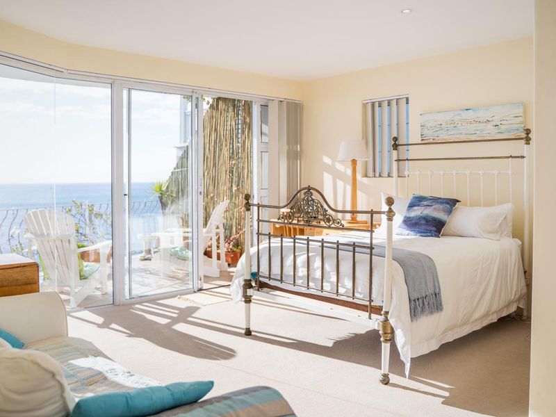 1 Fully furnished bedroom with en-suite in a house to rent - Photo 3