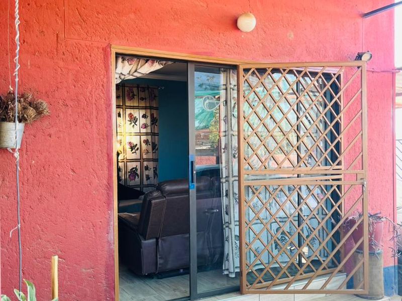 House For Sale -Goreangab,Katutura Windhoek - Photo 7