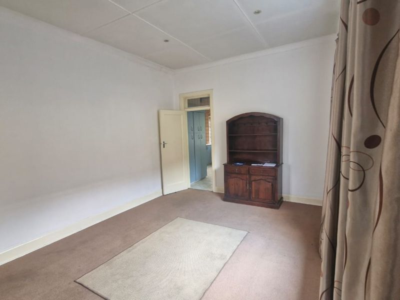 Super Neat Home with Full Flatlet: The Ultimate Space for Living and Growth - Photo 6