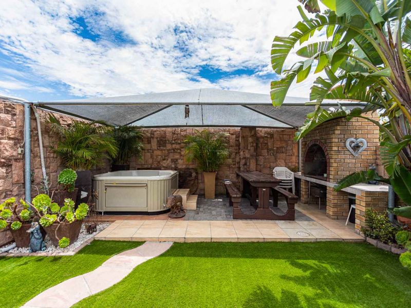 Prime Parklands Property - Photo 2