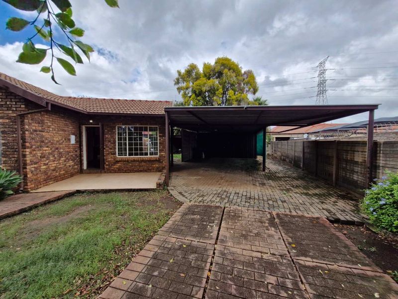 3 Bedroom house for sale in  Orchards - Photo 6