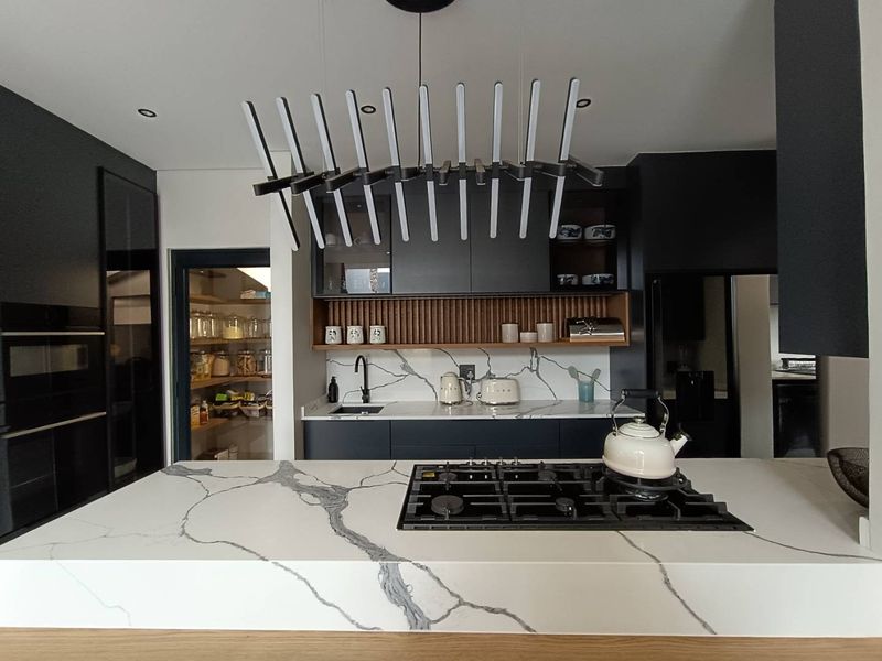 FOUNTAINBROOK ESTATE - MIDSTREAM - 4 BEDROOM HOUSE - Photo 3