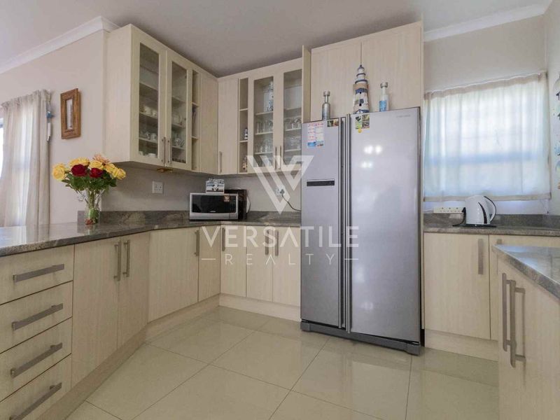 House For Sale - Photo 3