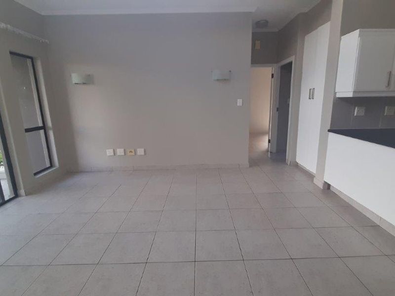 Sole Mandate !!! Beautiful Apartment For Sale in Palm Lakes Estate - Photo 10