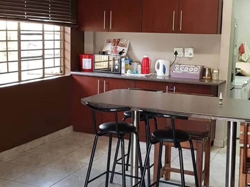 FOR SALE- 3 BEDROOM HOUSE WITH FLAT IN OUTJO, NAMIBIA - Photo 10