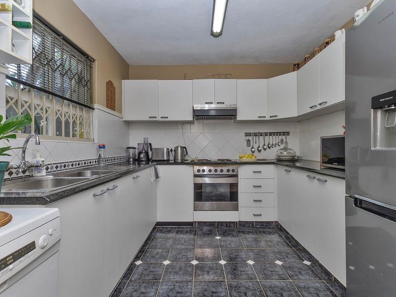 Ocean View Townhouse - Photo 5