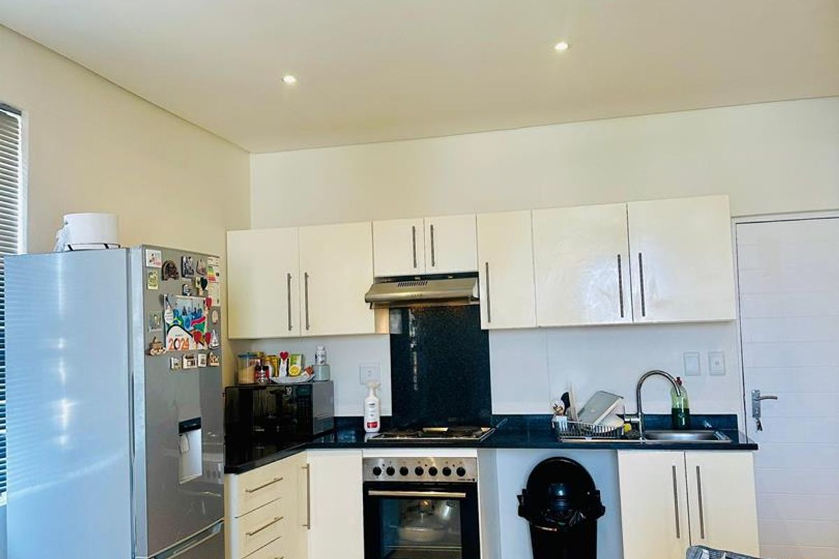 City Junction | Apartments | CBD - Photo 2