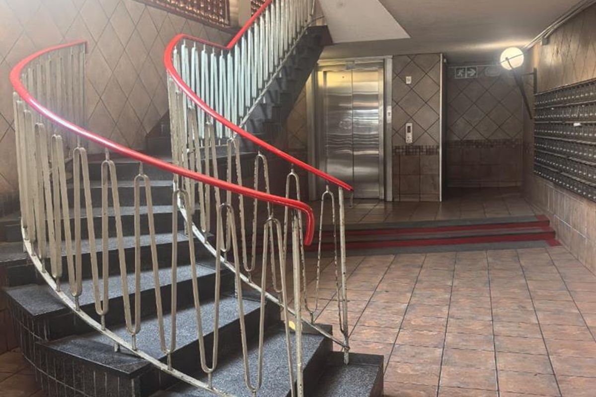 1 bedroom flat for sale in Sunnyside - Photo 2